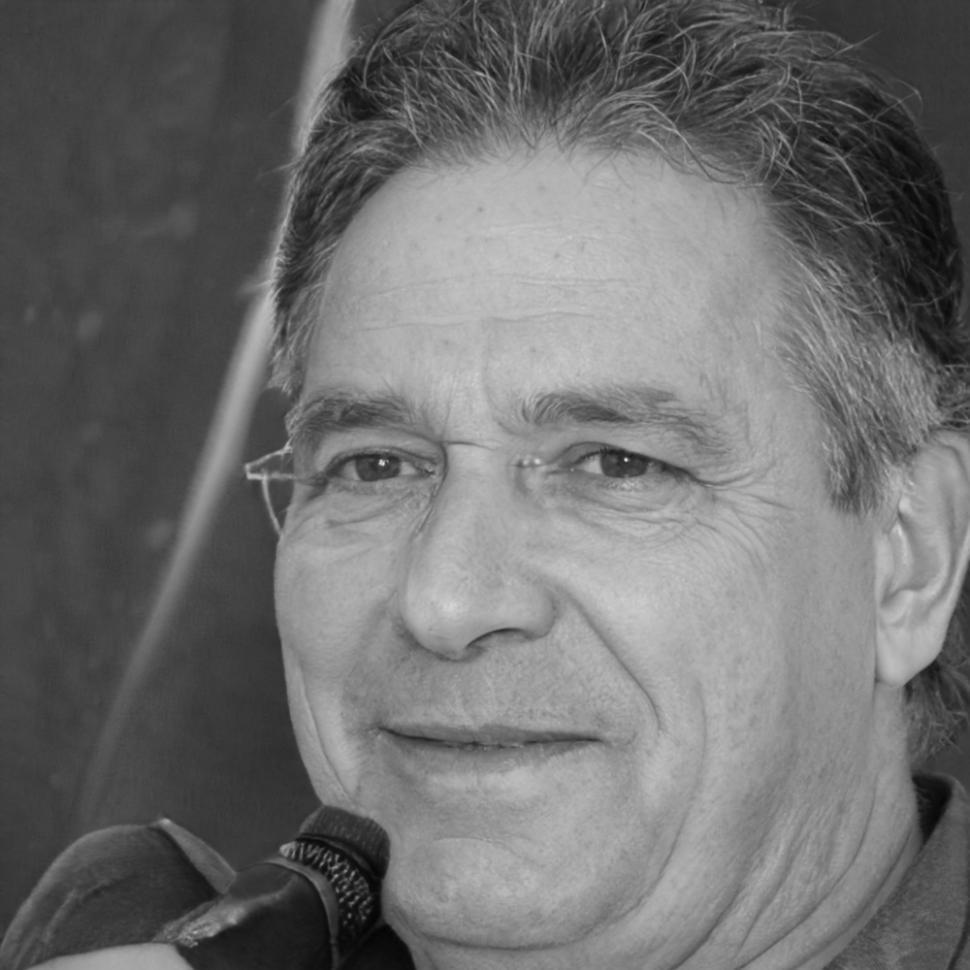 Retrato de Carlos Mendoza